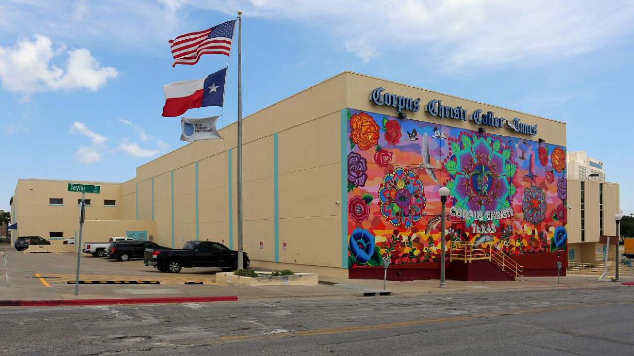 820 N Lower Broadway St, Corpus Christi, TX 78401