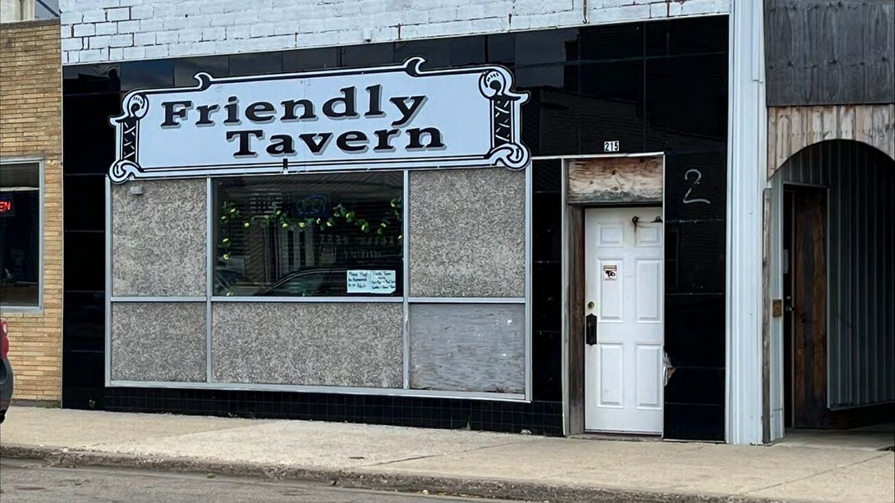 215 4th Ave, Enderlin, ND 58027