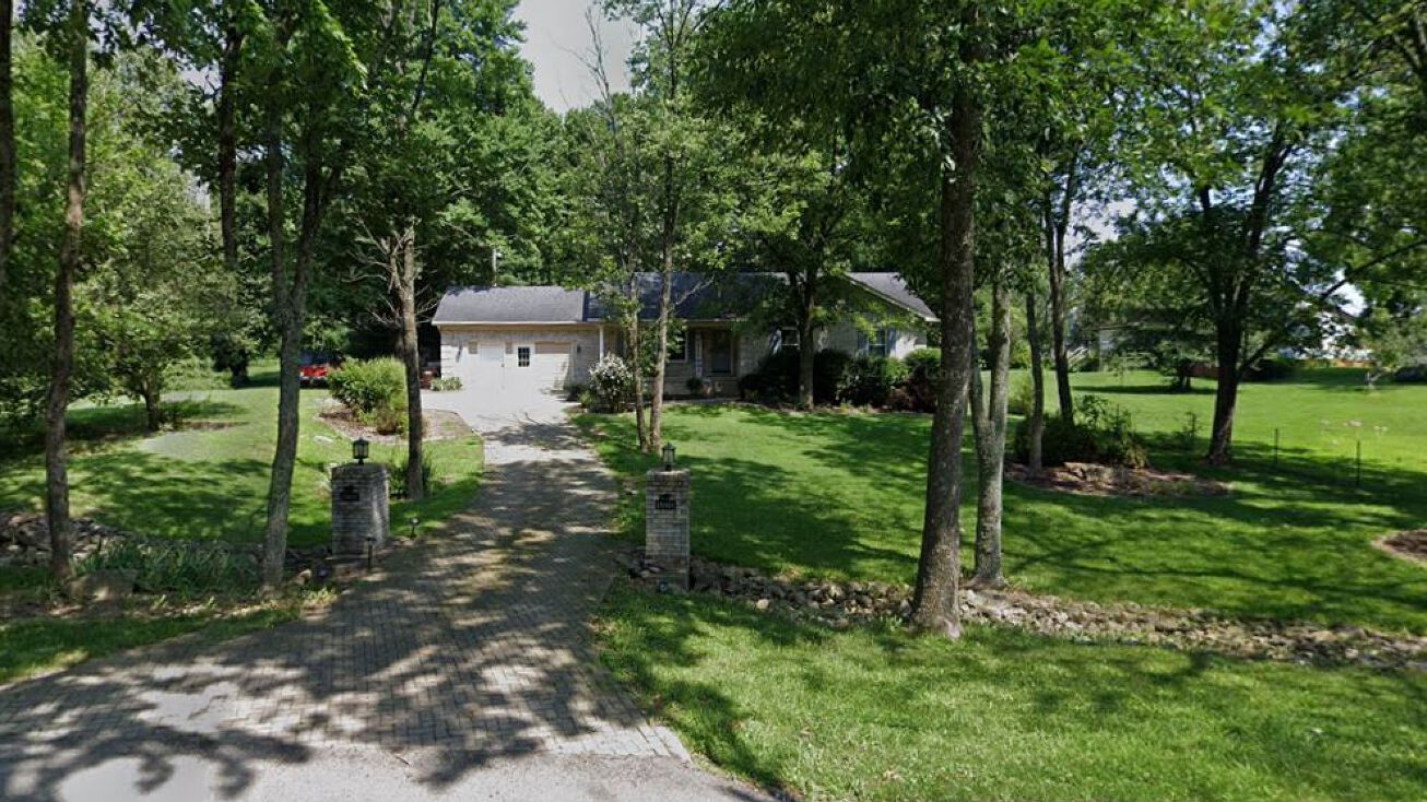 1530 Tucker Station Rd, Louisville, KY 40299