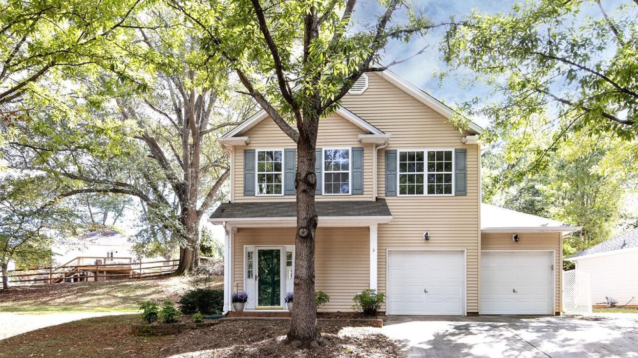 224 Howe St, Belmont, NC 28012