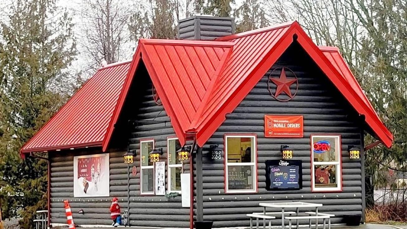 719 Cherry St, Sumas, WA 98295