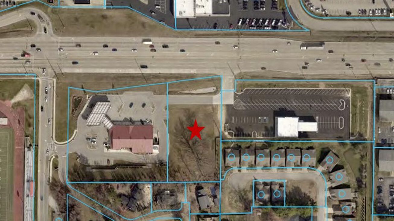 5415 E Lloyd Expy, Evansville, IN 47715