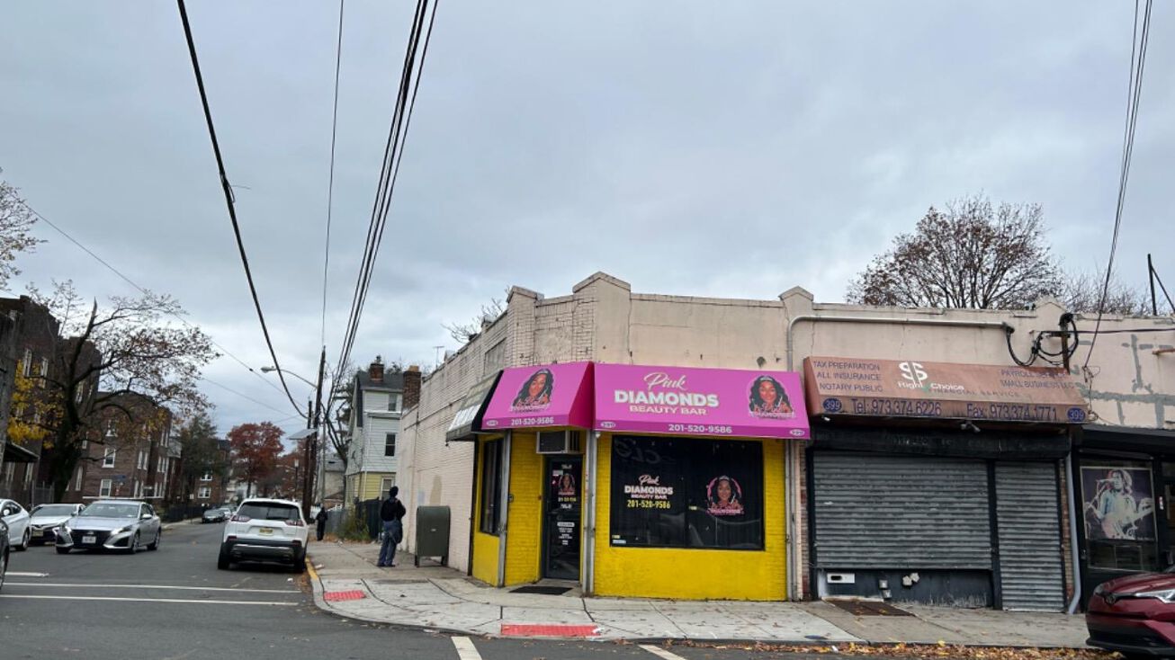 399 Myrtle Avenue, Irvington, NJ 07111