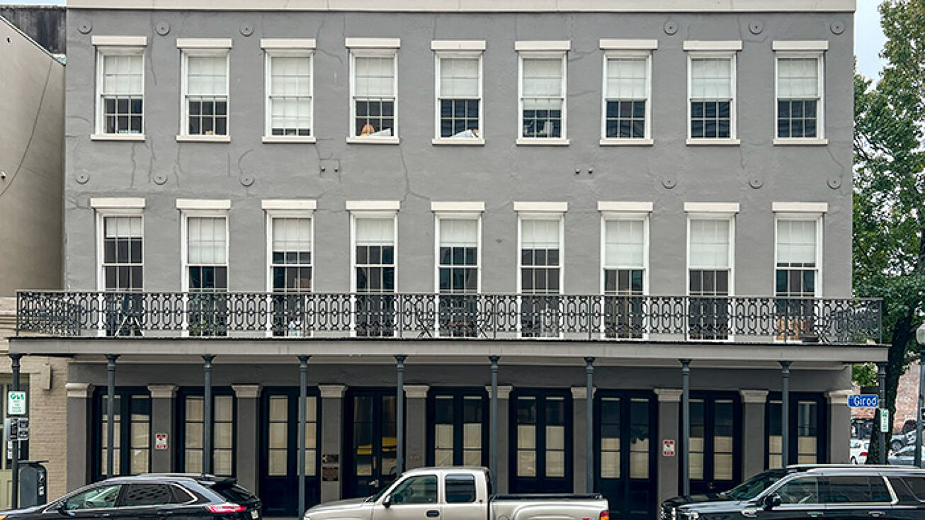 Pictures of Office property located at 616 Girod St, New Orleans, LA 70130 for sales - image #1