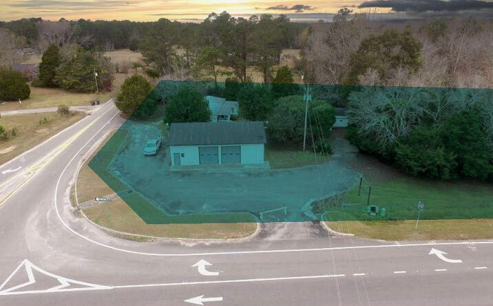 Pictures of Industrial, Mixed Use, Retail property located at 2556 Ocean Hwy W, Shallotte, NC 28470 for sales - image #1