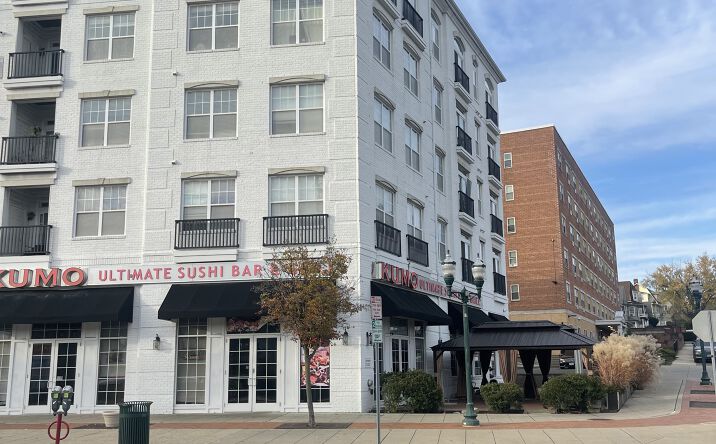 Pictures of Retail property located at 850 E Main St, Stamford, CT 06902 for sales - image #1