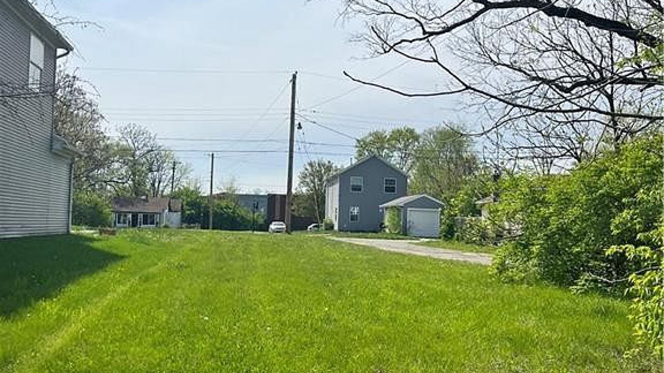 305 S Woodward Ave, Dayton, OH 45417