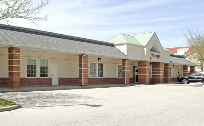 Pictures of Retail, Office property located at 13601 Riverport Dr, Maryland Heights, MO 63043 for sales - image #1