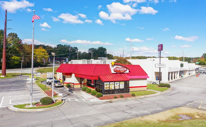 Pictures of Retail property located at 916 Virginia Ave, Clarksville, VA 23927 for sales - image #1