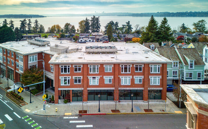 Pictures of Office property located at 635 Market St, Kirkland, WA 98033 for comps - image #1