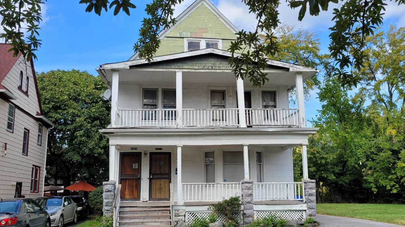12413 Phillips Ave, Cleveland, OH 44108