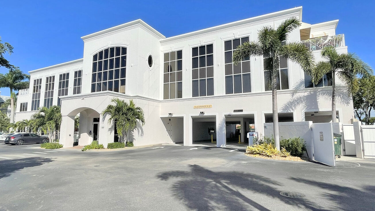 599 9th St N, Suite 311, Naples, FL 34102