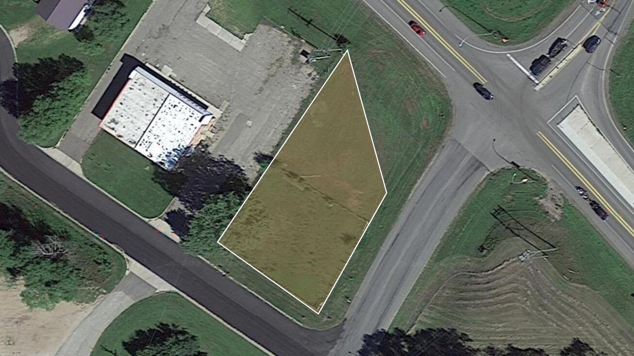 Spruce St, Paynesville, MN 56362