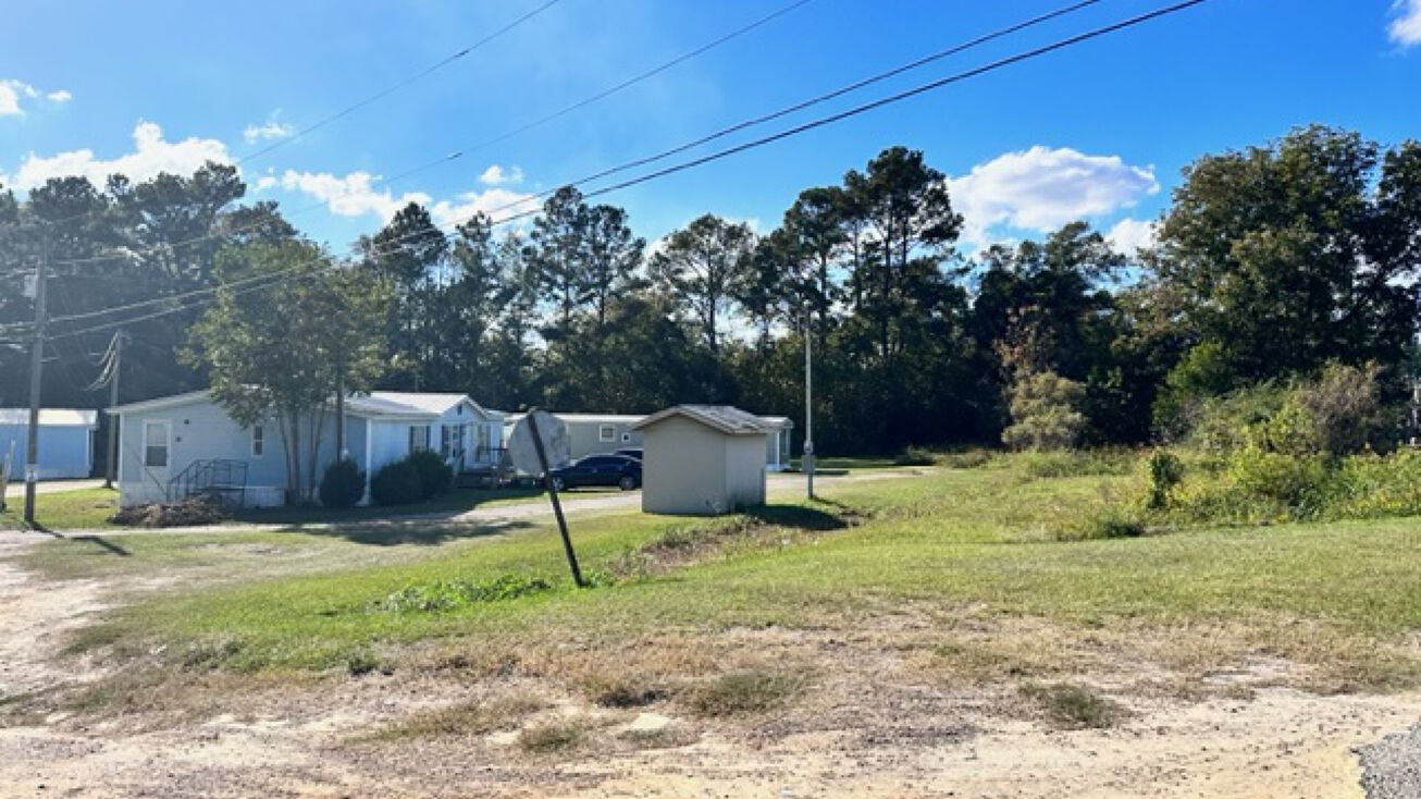 56 Old Brookfield Rd, Tifton, GA 31794