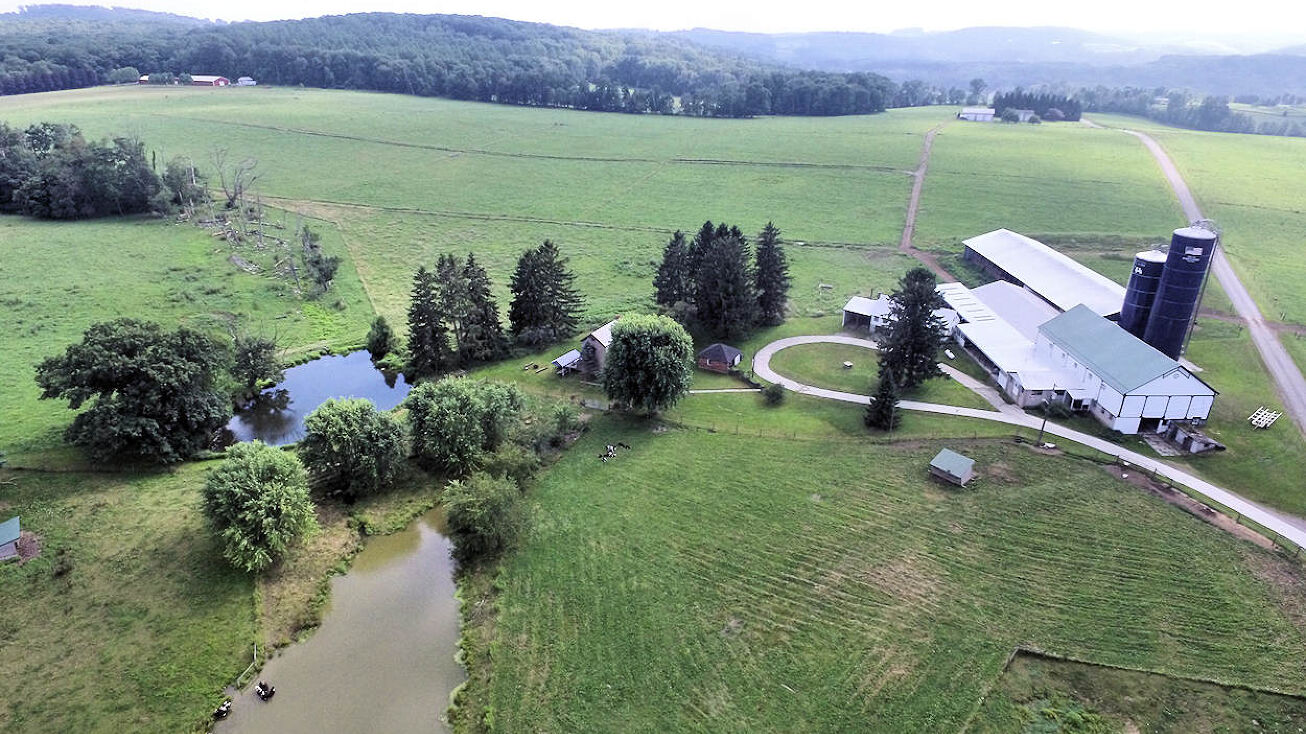 151 Haupt Rd, Somerset, PA 15501