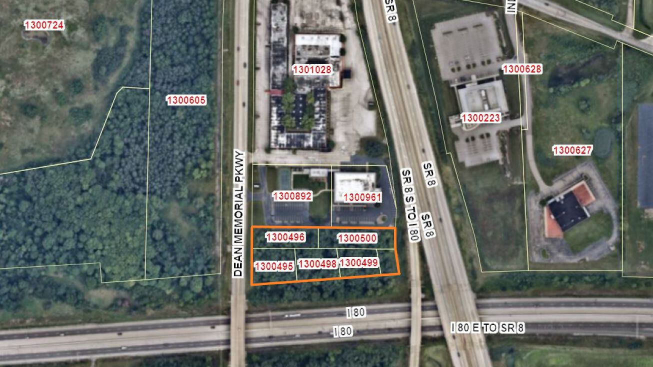 Dean Memorial Pkwy, Boston Heights, OH 44236