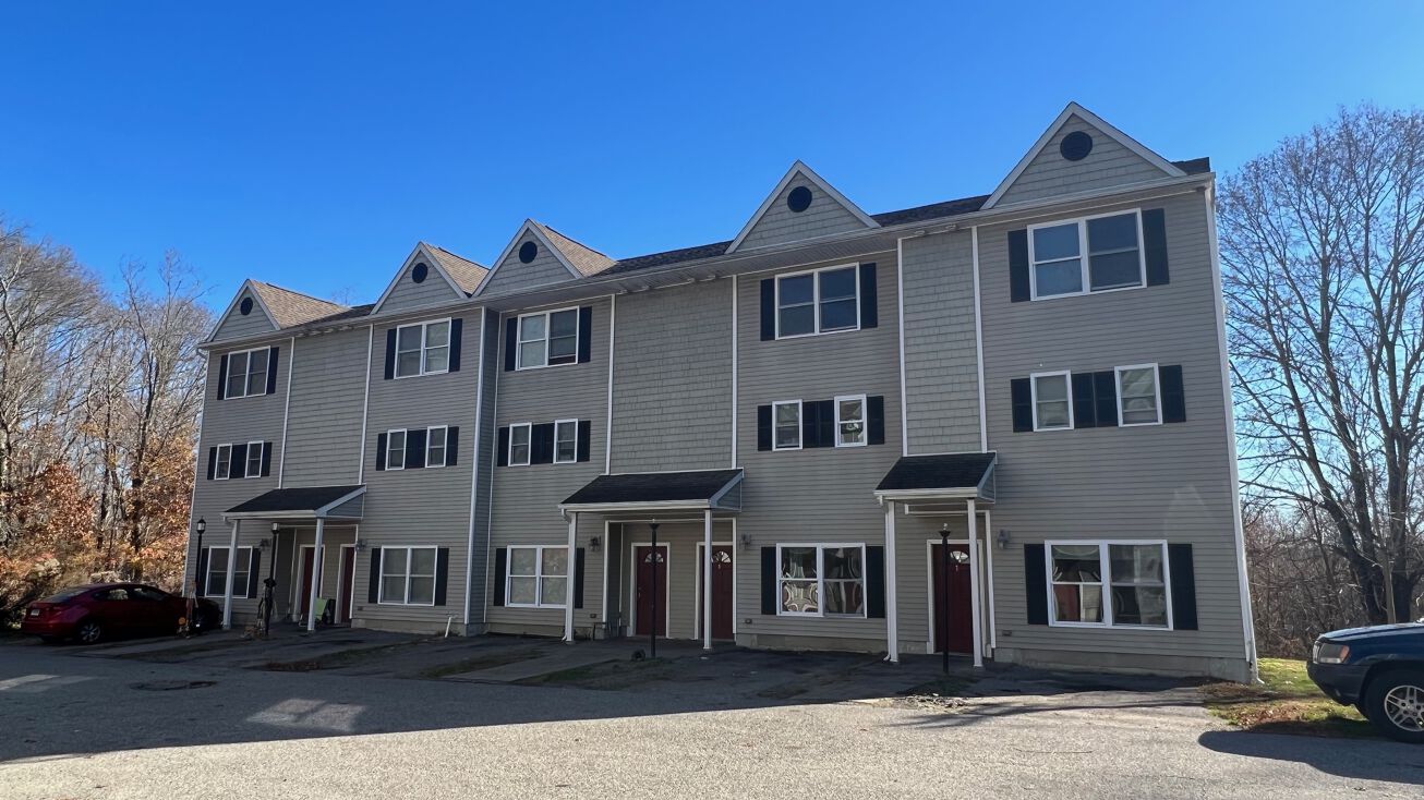 229 Boswell Ave, Norwich, CT 06360