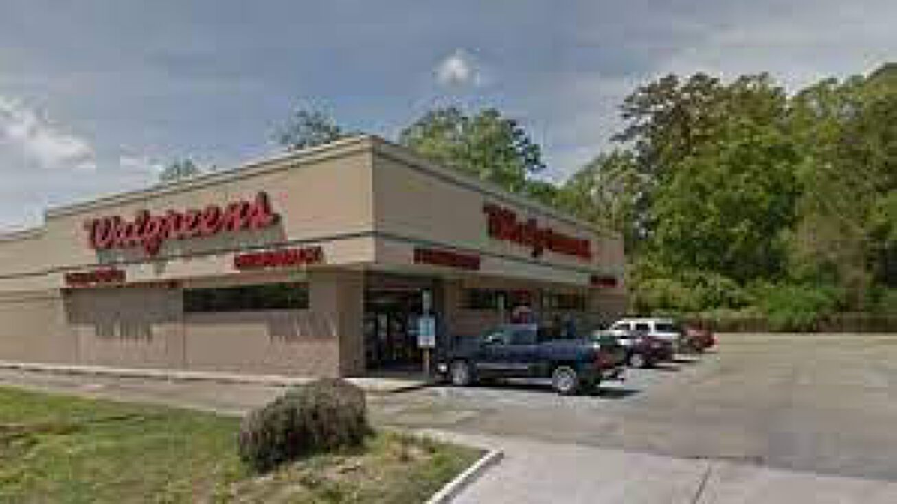 3445 Terry Rd, Jackson, MS 39212