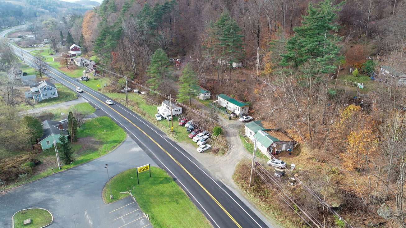 4 Blueberry Hill, Pownal, VT 05261