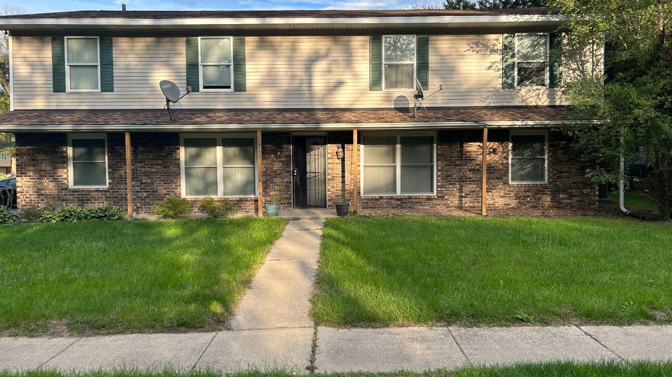 2919 Blake Rd, Portage, IN 46368