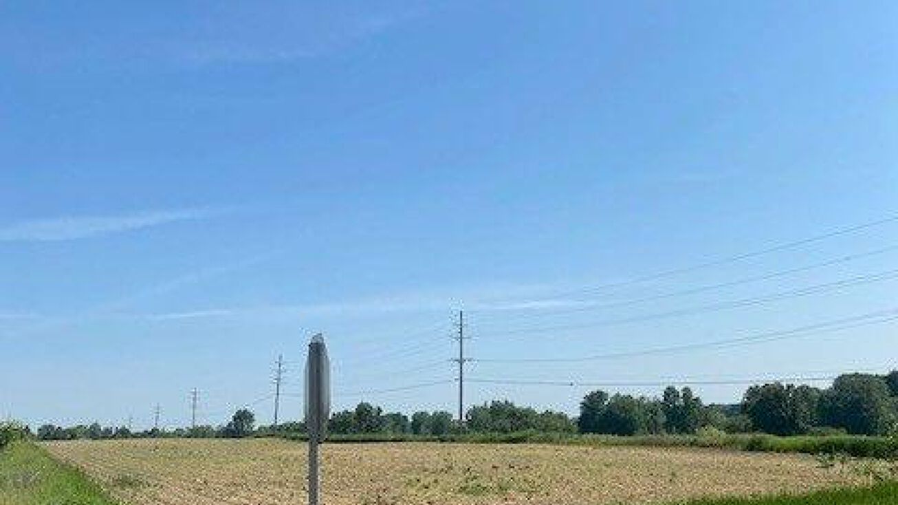 7451 Fostoria Road, Mayville, MI 48744