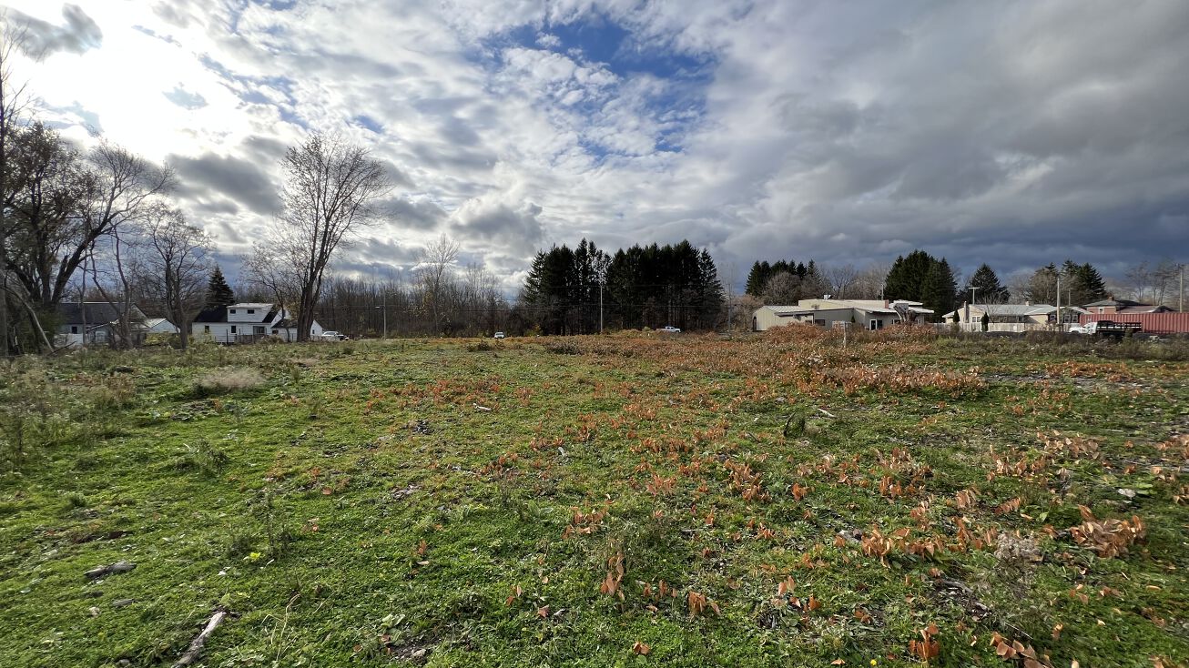 9328 Brewerton Rd, Brewerton, NY 13029