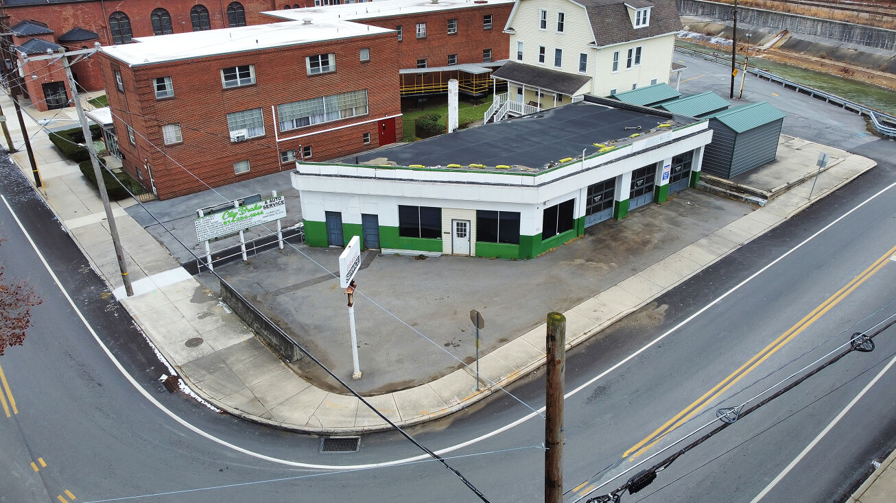 104 Maple Ave, Johnstown, PA 15901