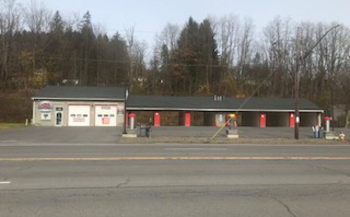 635 UPPER COURT ST Binghamton NY 13904 2704 APN: 033400 161 08 1 8