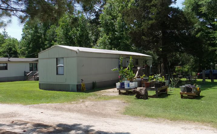 Pictures of Multifamily property located at 1607 George Thomas Rd, Texarkana, TX 75501 for sales - image #1