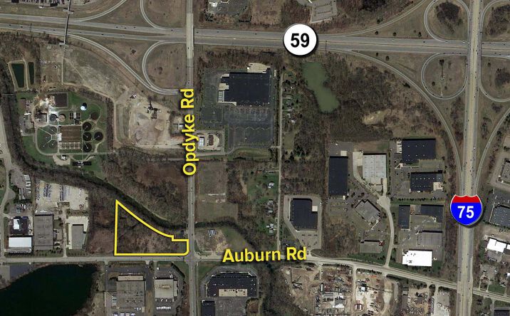 Pictures of Land property located at 1201 Auburn Road, Pontiac, MI 48342 for sales - image #1