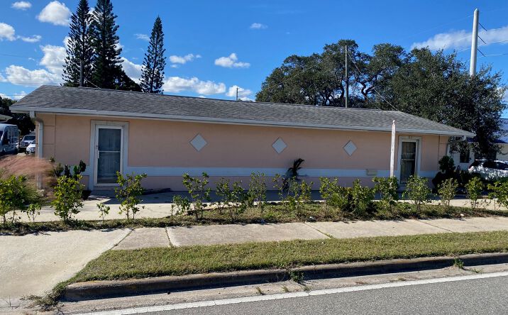 Pictures of Mixed Use, Multifamily, Office, Retail property located at 1512-1514 N Harbor City Blvd, Melbourne, FL 32935 for sales - image #1