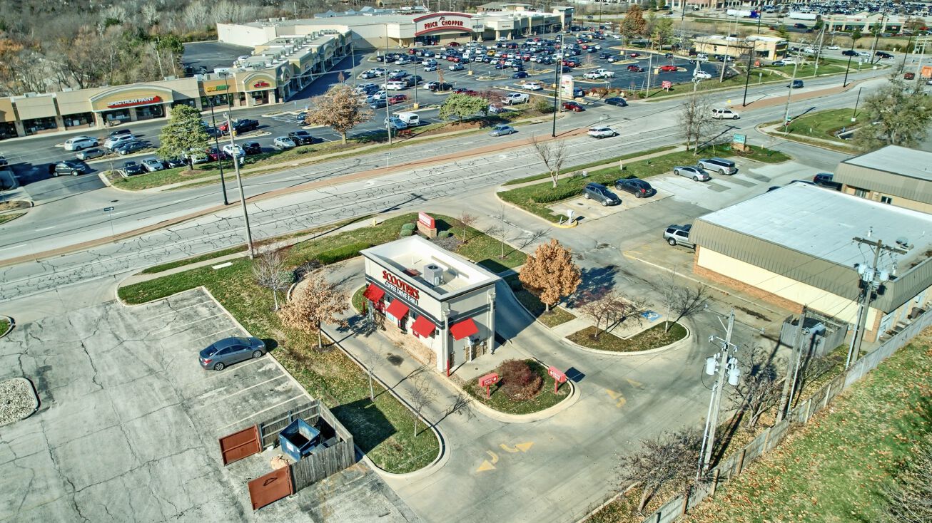 154 S Parker St, Olathe, KS 66061