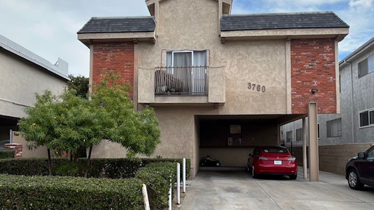 3760 Vinton Ave, Los Angeles, CA 90034