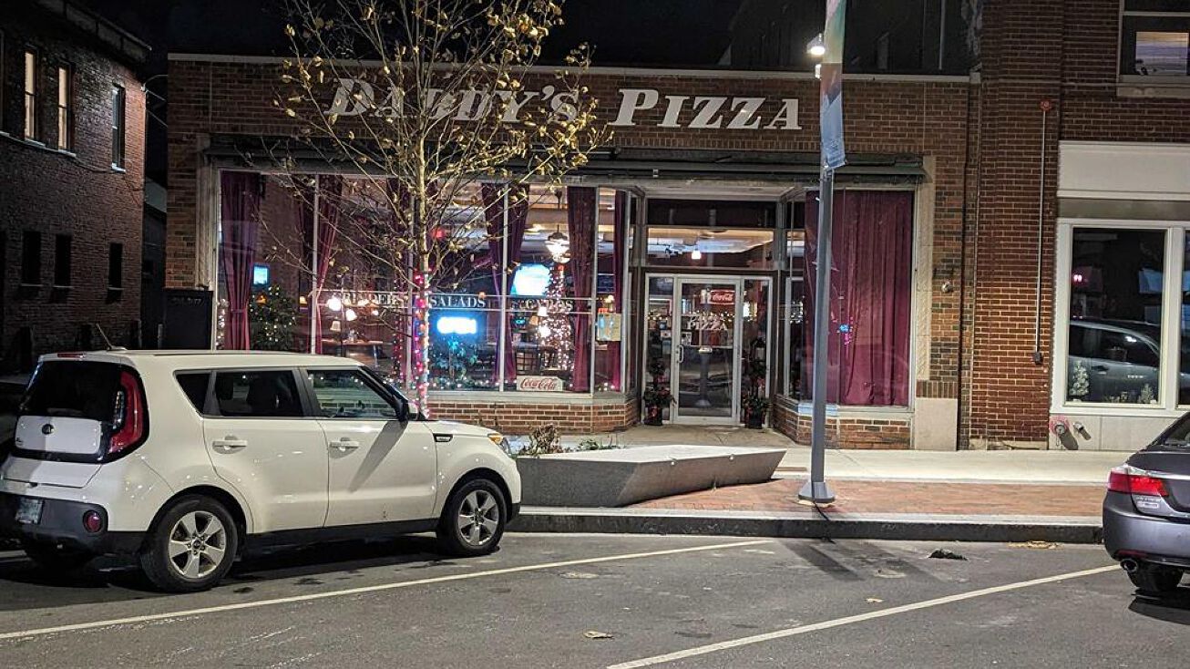 50 Pleasant St, Claremont, NH 03743