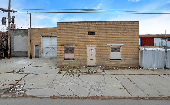 Pictures of Industrial property located at 9174 Roselawn St, Detroit, MI 48204 for sales - image #1