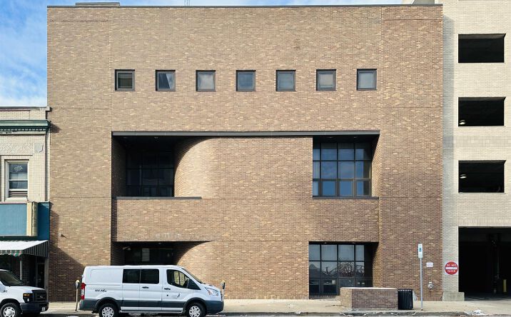 Pictures of Office, Special Purpose property located at 113 SW Adams St, Peoria, IL 61602 for sales - image #1