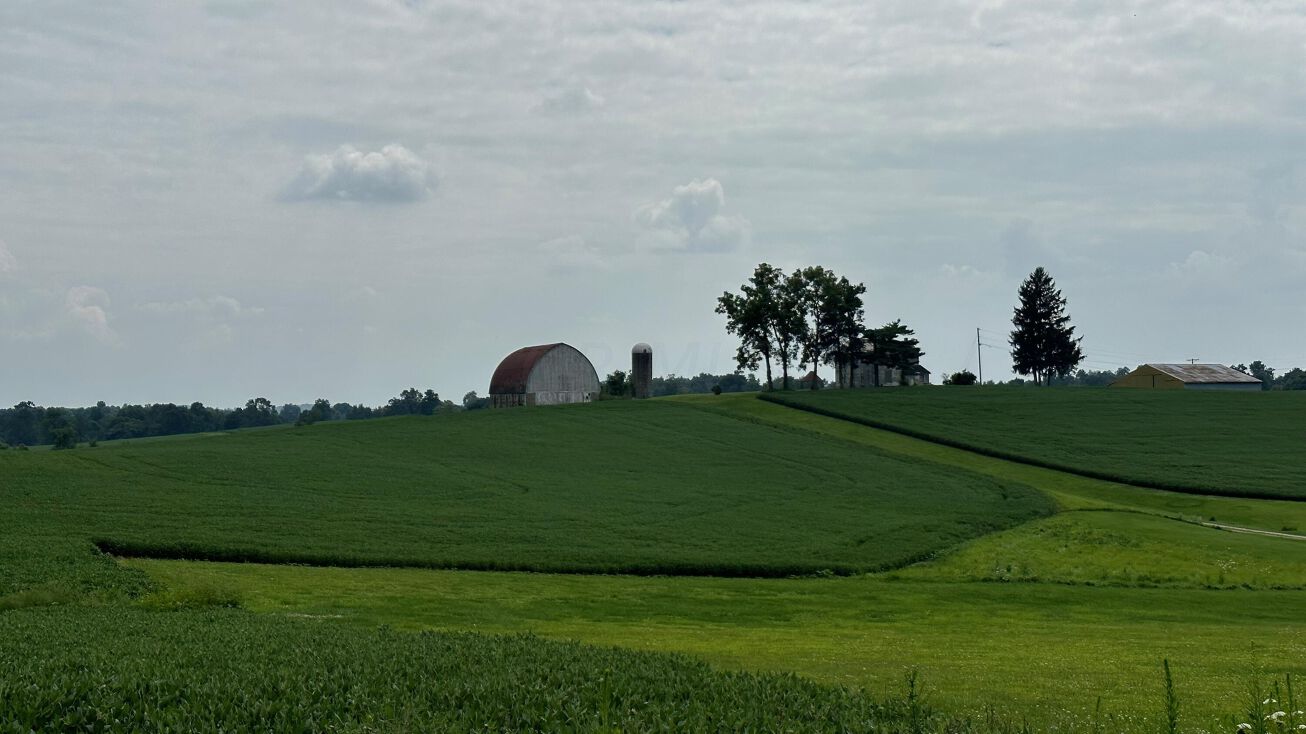 309 Black Road, Hopewell, OH 43746