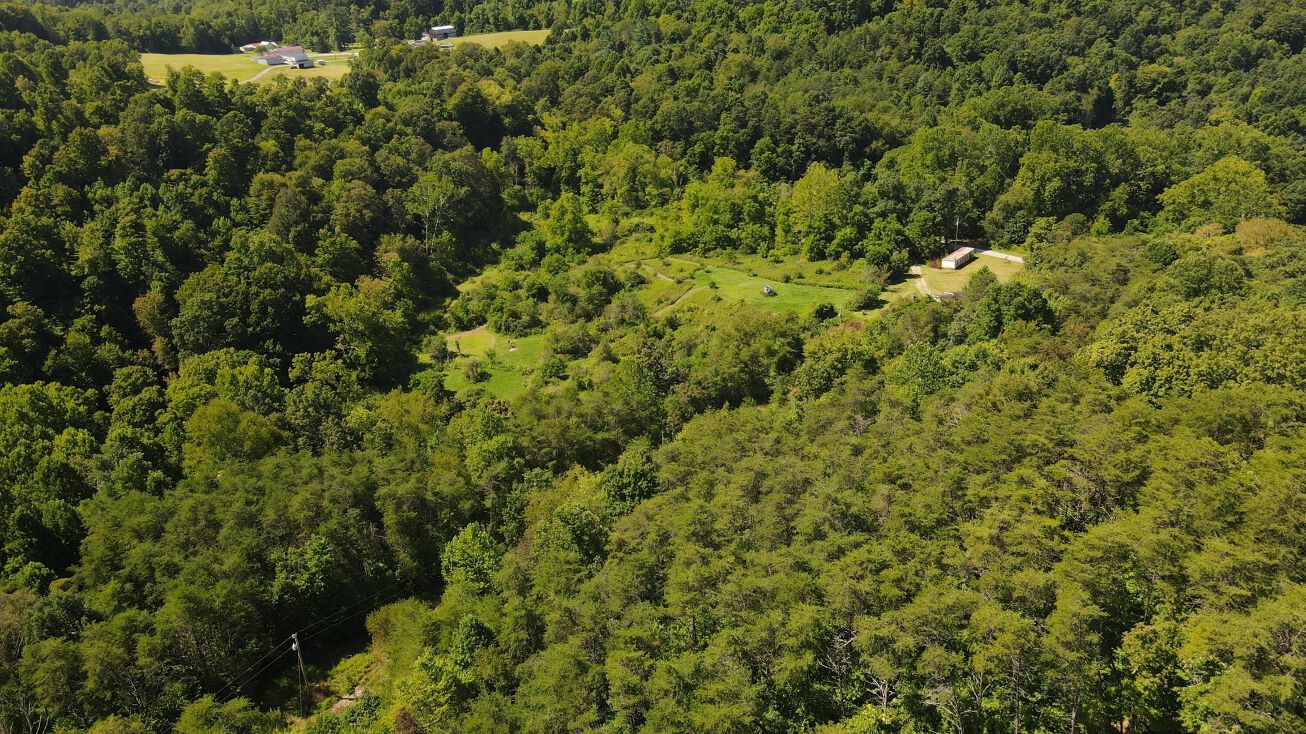 0 Slip Road, New Straitsville, OH 43766