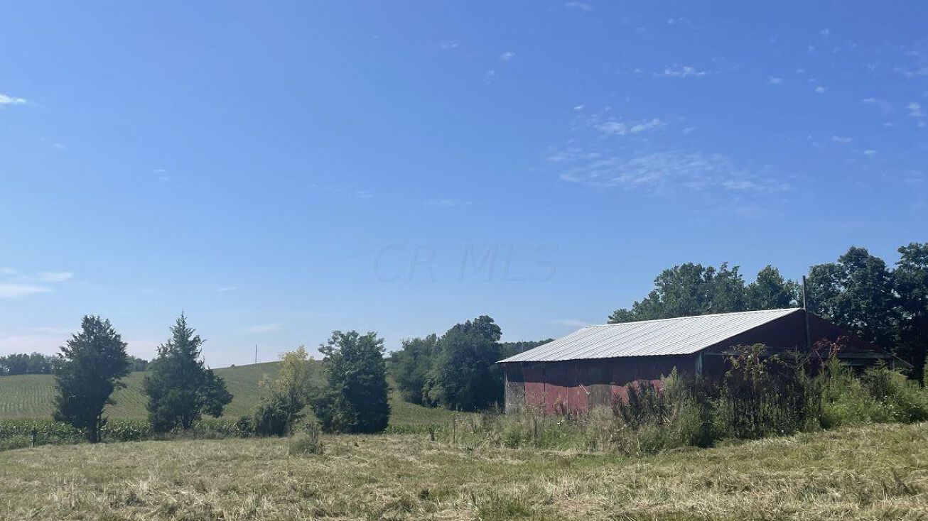 4580 E J Ross Lane, Stockport, OH 43787