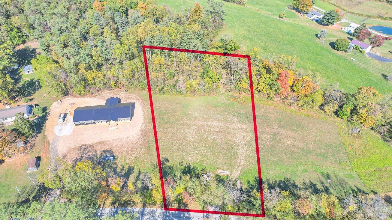 5832 Tent Church Rd NE Road NE, Lancaster, OH 43130