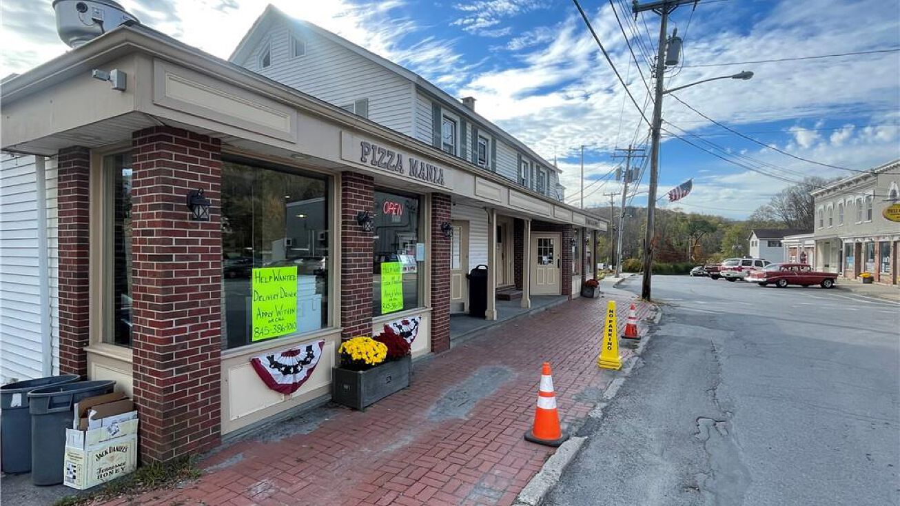 9 Main St, Otisville, NY 10963