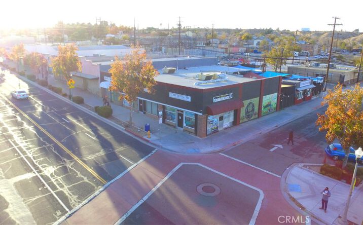 Pictures of Mixed Use property located at 15586 7th Street, Victorville, CA 92395 for sales - image #1