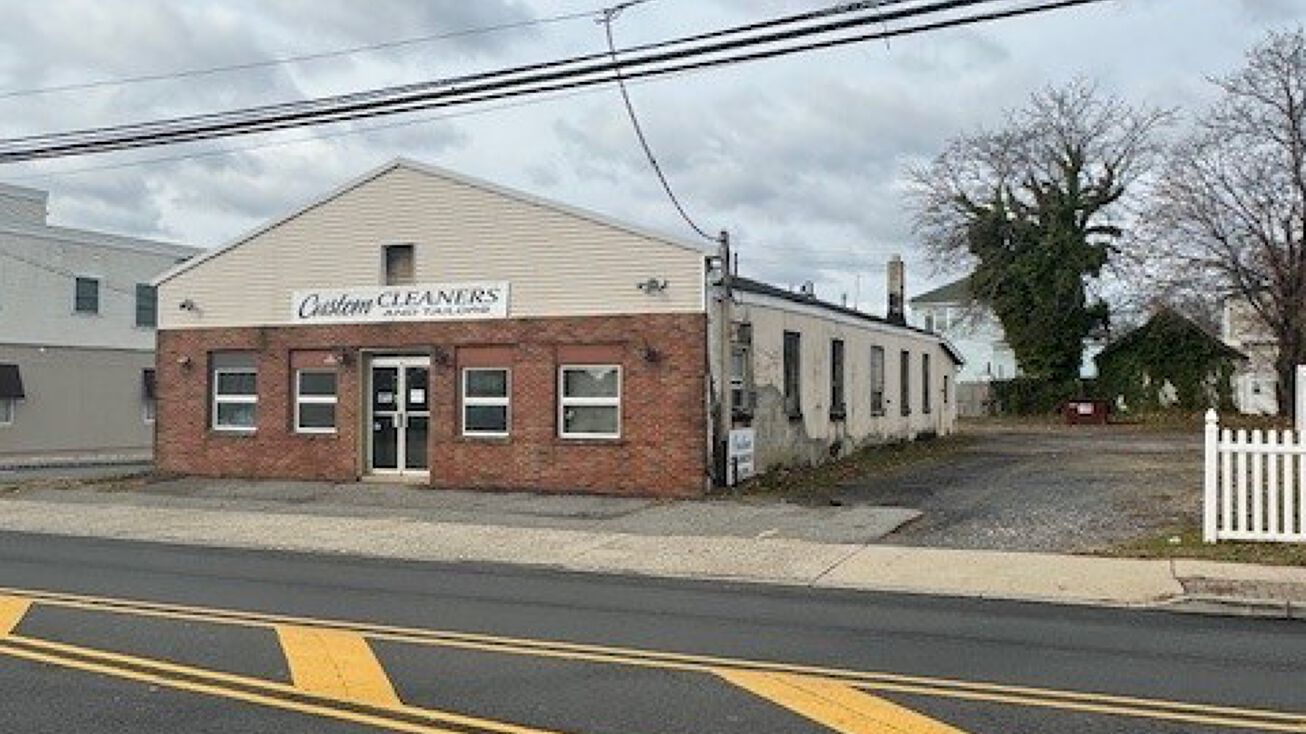 420 Hamilton Blvd, South Plainfield, NJ 07080