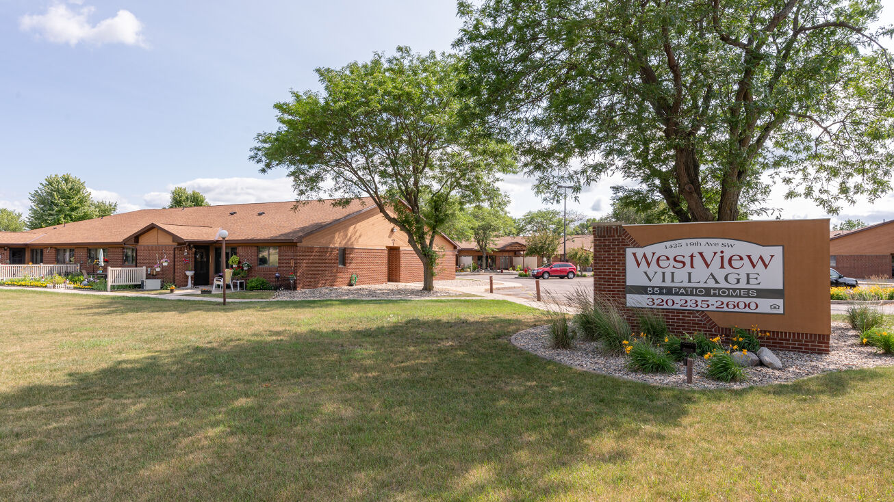 1425 19th Ave SW, Willmar, MN 56201