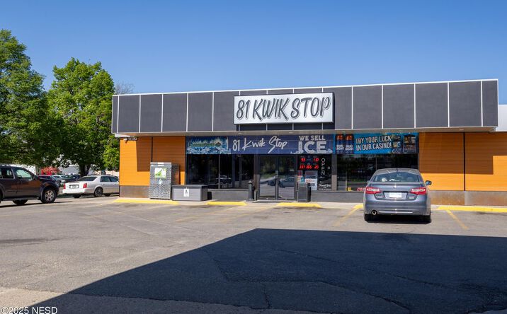 Pictures of Retail property located at 103 5Th Street Ne, Watertown, SD 57201 for sales - image #1