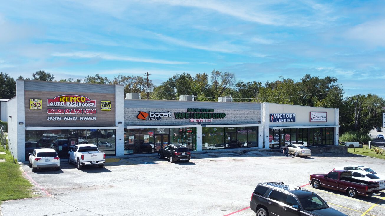 1601 11th St, Huntsville, TX 77340