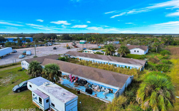 Pictures of Industrial property located at 1425 Columbia Lane, Melbourne, FL 32934 for sales - image #1
