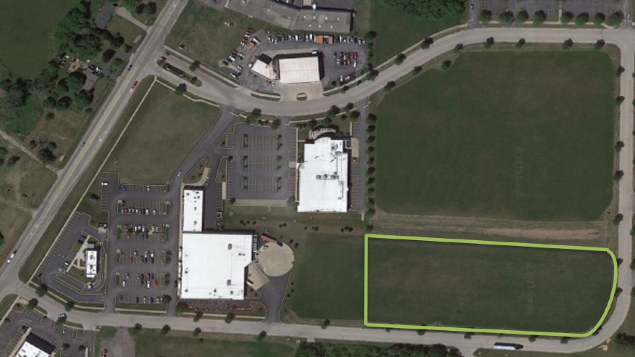 Lindow Ave, Marengo, IL 60152