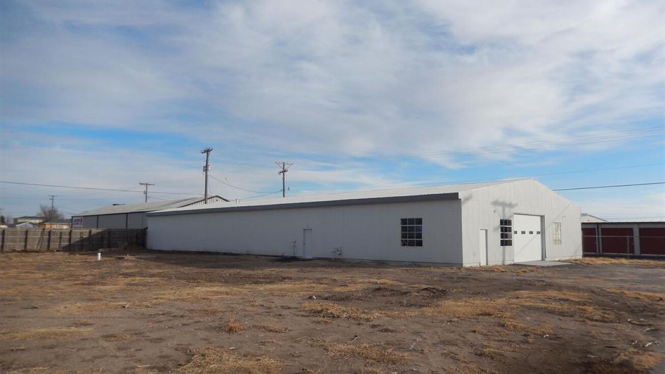 1206 Vine St, Hays, KS 67601