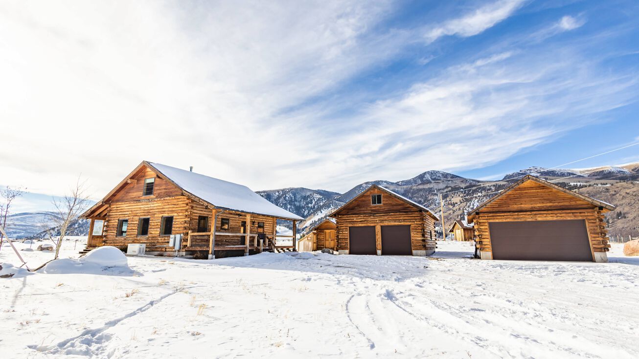 435 Humming Bird Ln, Creede, CO 81130